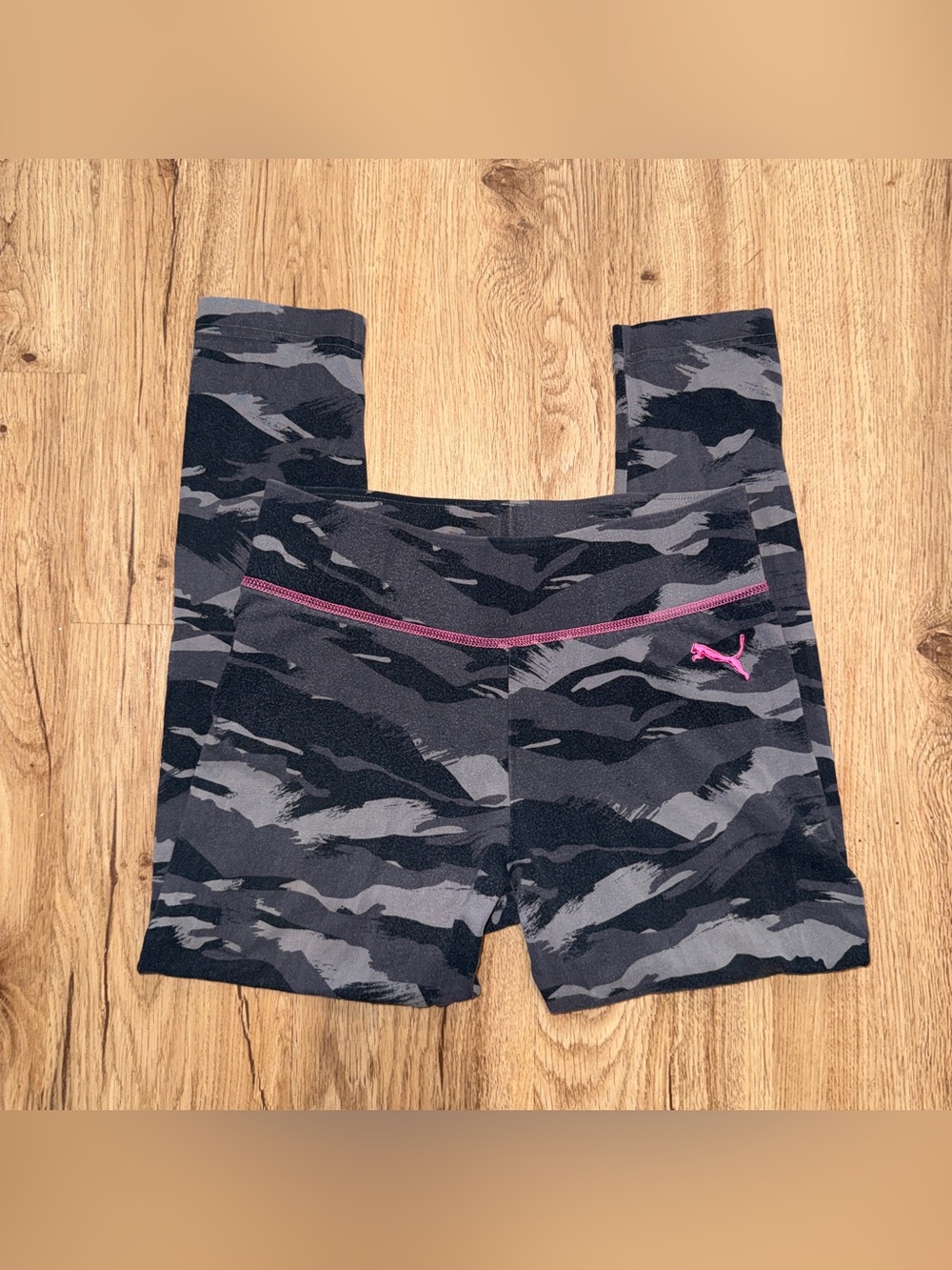 Puma Women’s Black & Gray Camo Capri Leggings with Pink Logo Trim